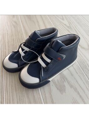 NWOT See Kai Run high top sneakers